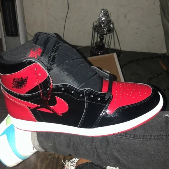 Jordan | Shoes | Air Jordan Kids Retro High Og Gs Patent  display picture 1